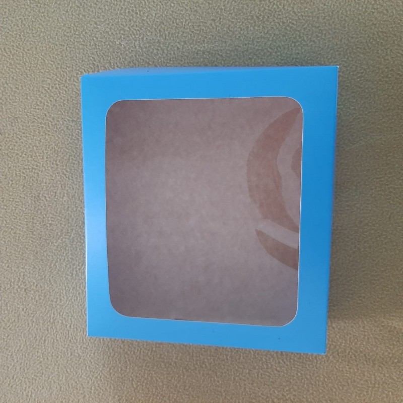 Caja colores con ventana  20 x 22 x 6 cm